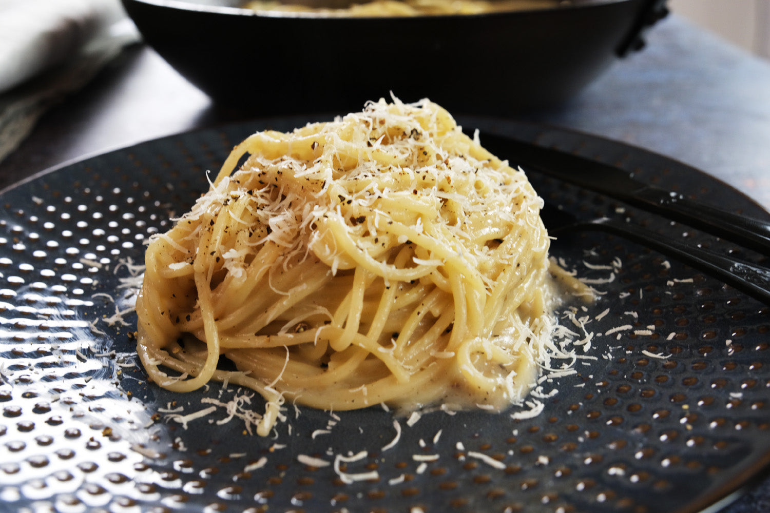 Pasta Cacio e Pepe – Crucible Cookware