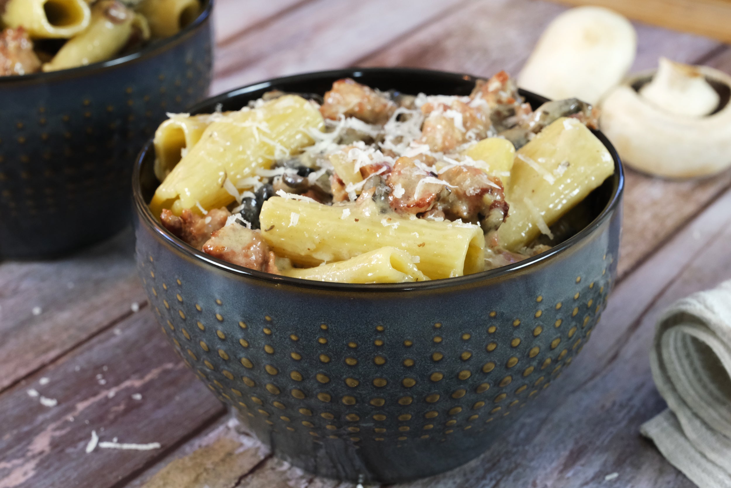 Salsiccia & Mushroom Pasta – Crucible Cookware