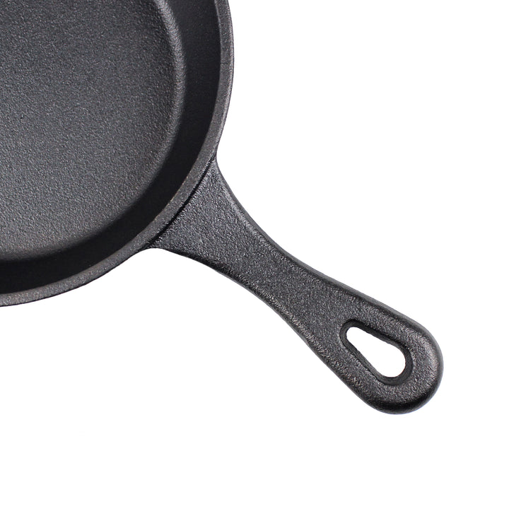 6"-Zoll (15 cm) Gusseisen-Pfannenset, 2-teilig mit 2 Silikon-Griffhaltern