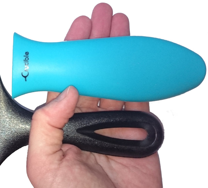 Manique en silicone (petit turquoise) pour poêles en fonte