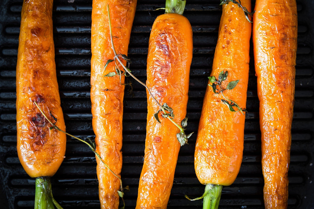 carrots in a cast iron skillet grill pan