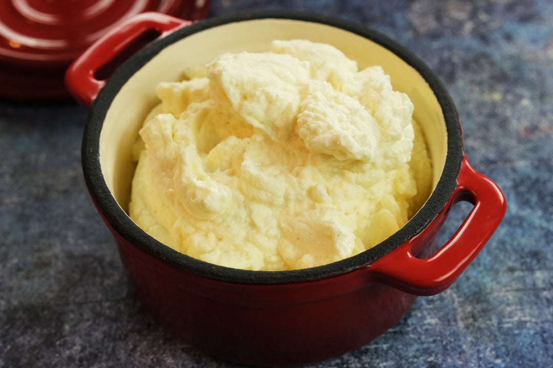 Vanilla-Amaretto Chantilly Recipe