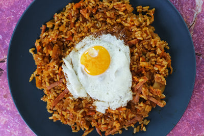 Hausgemachter gebratener Kimchi-Reis