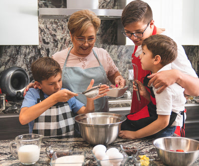 Η αναντικατάστατη απόλαυση: Ξαναβιώνοντας την καλύτερη μαγειρική παιδική μνήμη