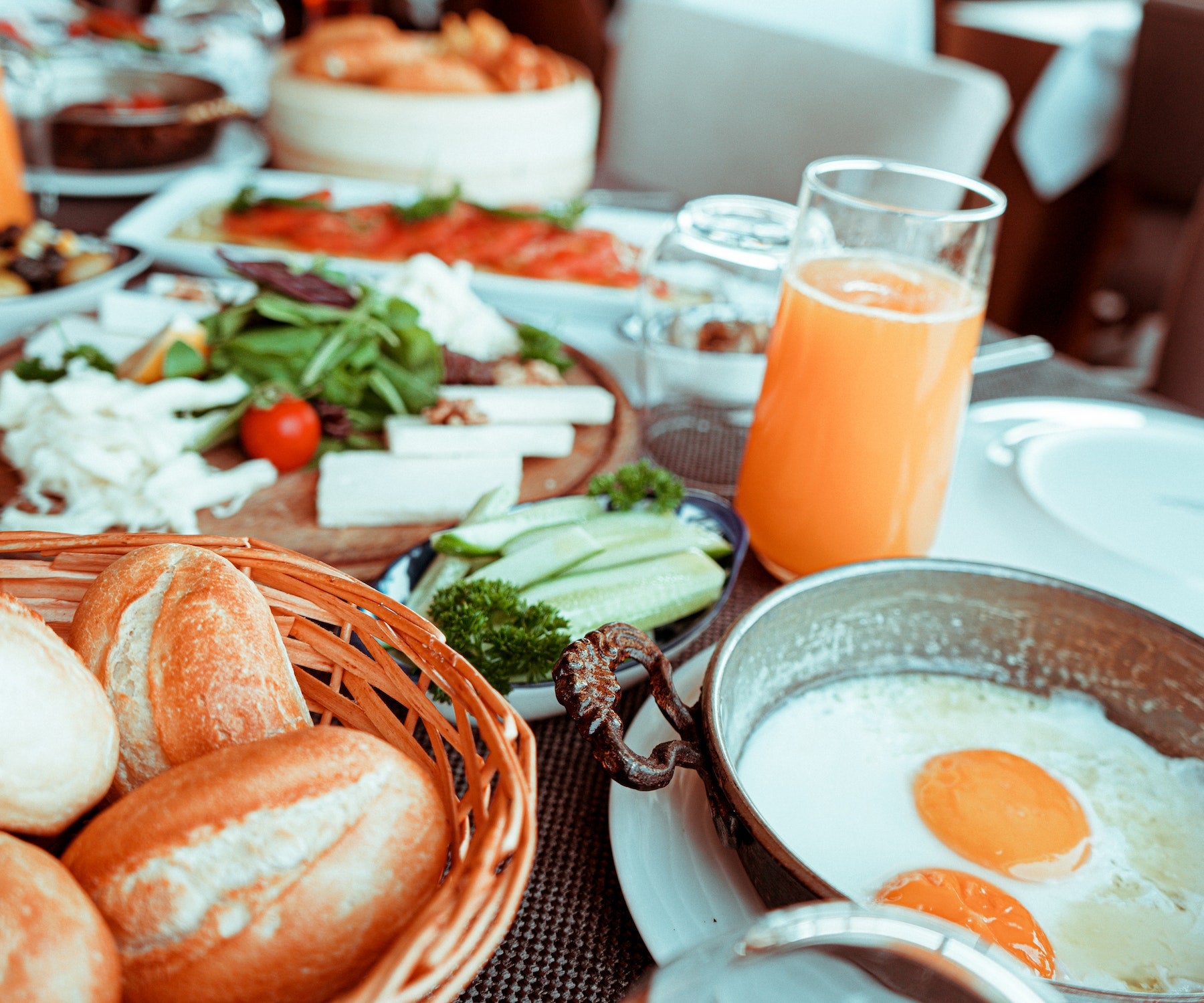 Quick and Easy Breakfast Ideas: Recipes and Cookware Tips – Crucible ...