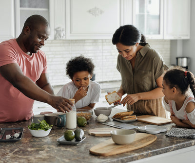 6 tips til at tilberede nærende og lækre måltider til dine børn