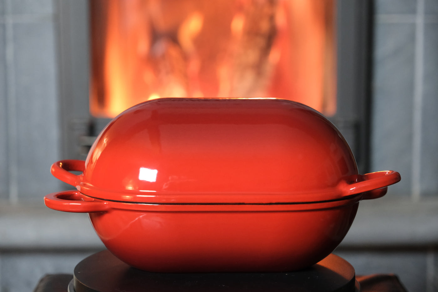 Enameled Cast Iron Bread Pan with Lid, Red, Oven Safe Form for Baking, Artisan Bread Kit - Loaf Pan
